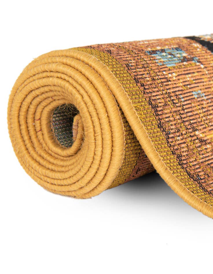 Detail image of  10' x 10'  Washable Traditional Indoor / Outdoor Square Rug