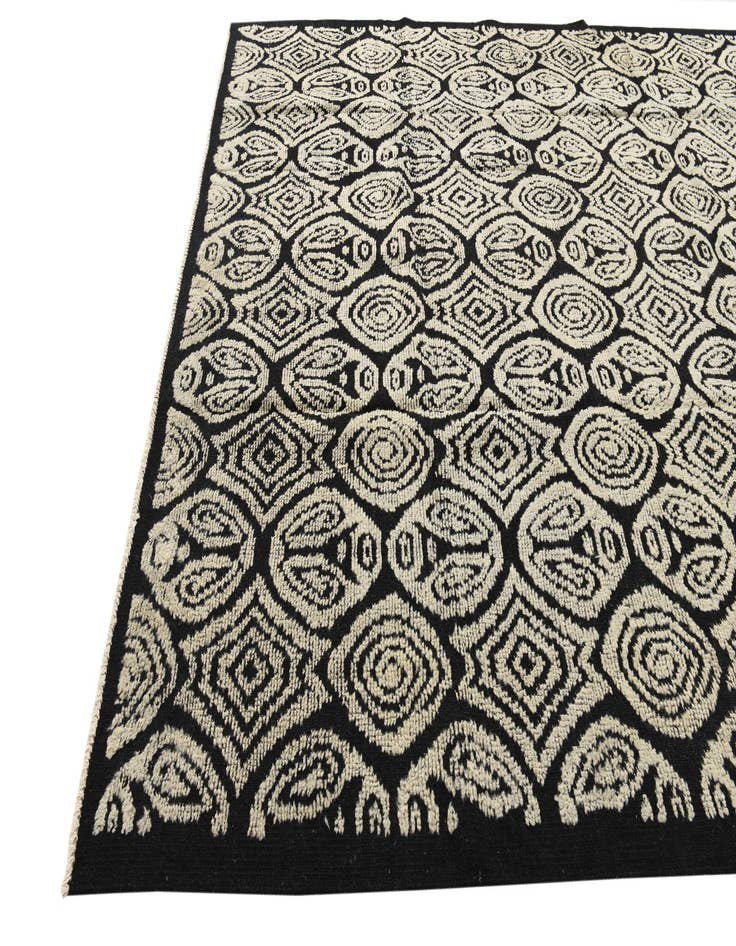 Detail image of  8' 6 x 10' 5  Hand Knotted Darya Wool Rug