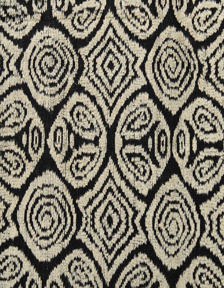 Detail image of  8' 6 x 10' 5  Hand Knotted Darya Wool Rug