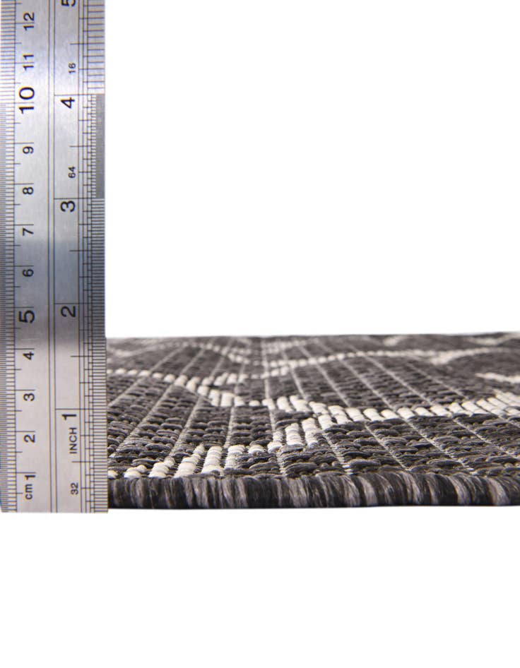 Detail image of  2' 7 x 4'  Washable Lattice Indoor / Outdoor Hearth Rug