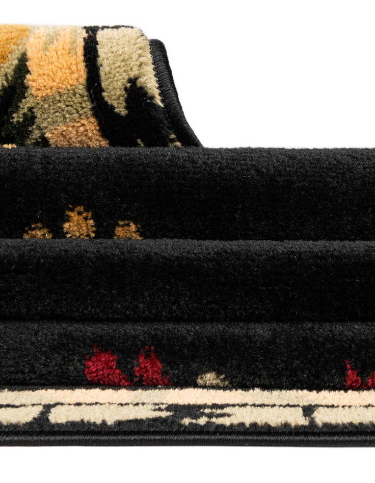 Detail image of  4' x 6' Pastoral Oval Rug