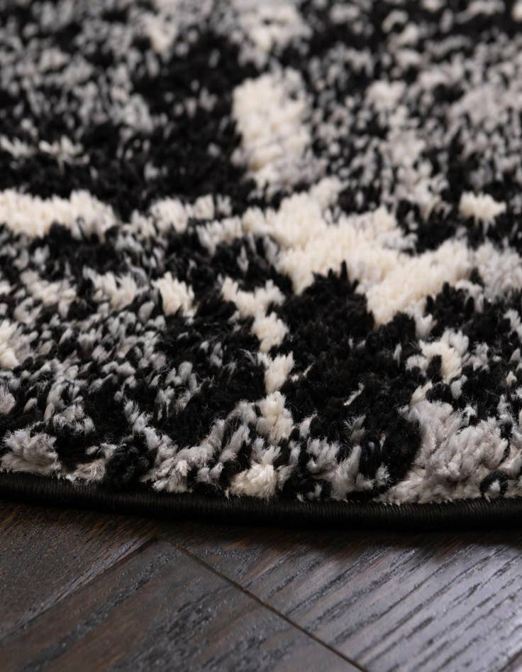 Detail image of  5' x 8' Tucson Oval Rug