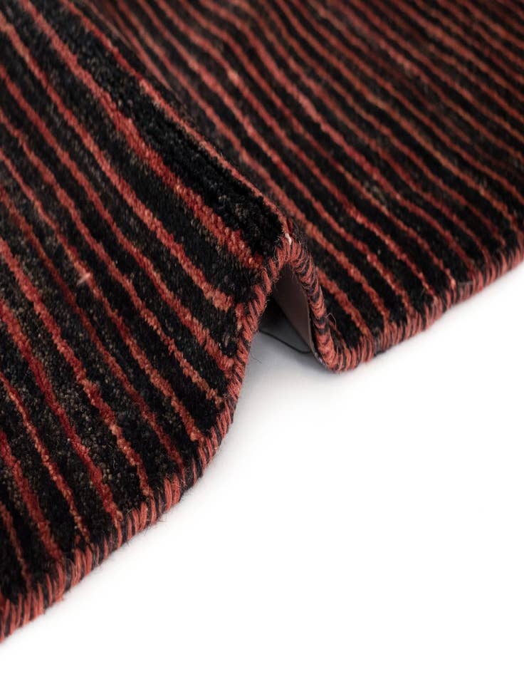 Detail image of  4' x 5' 10 Aatish Wool Rug