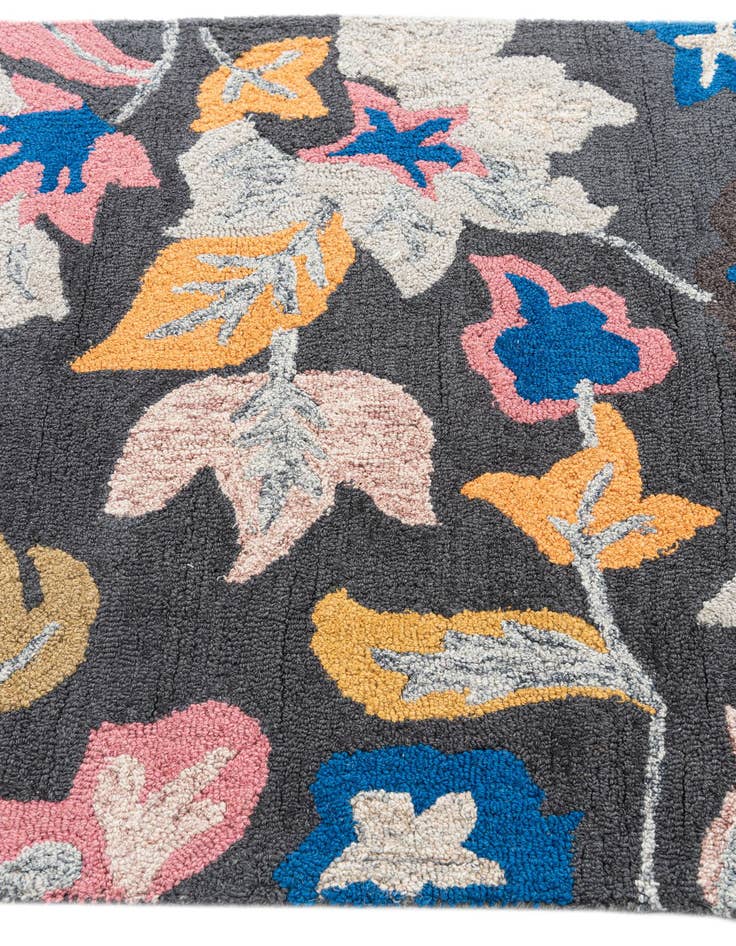 Detail image of  3' x 4' 10 Agra Rug