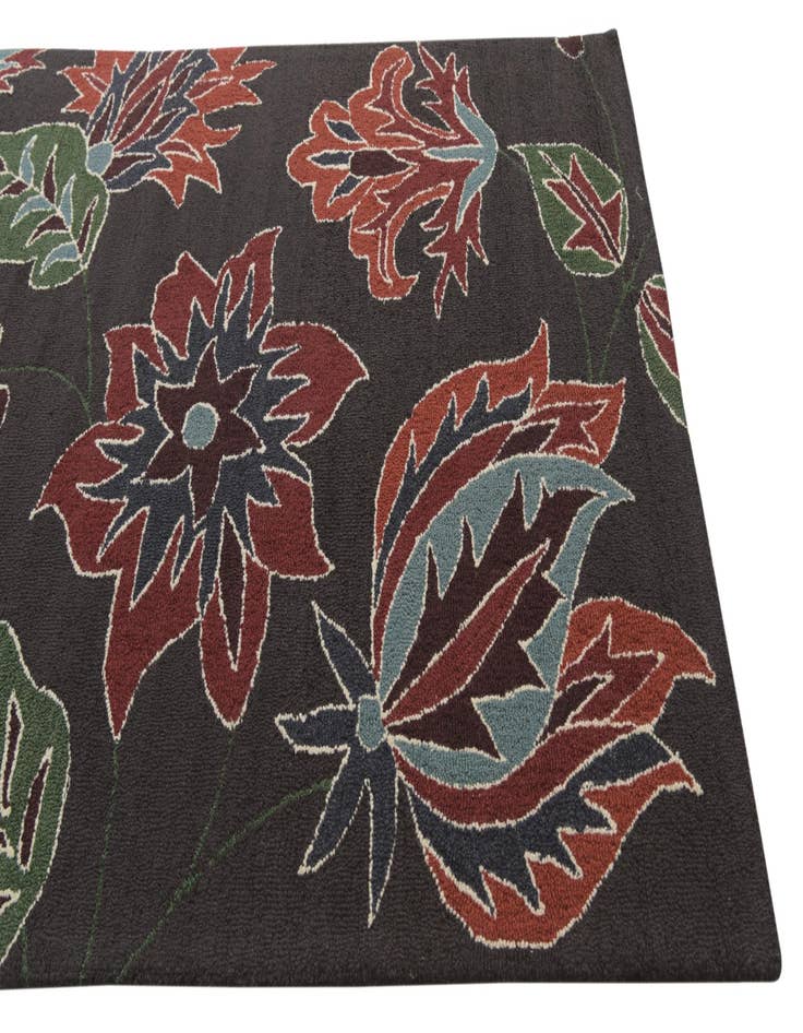 Detail image of  5' x 8' Agra Wool Rug