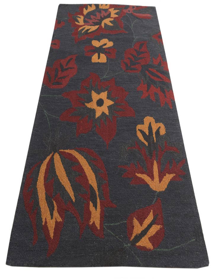 Detail image of  5' x 8' Agra Wool Rug