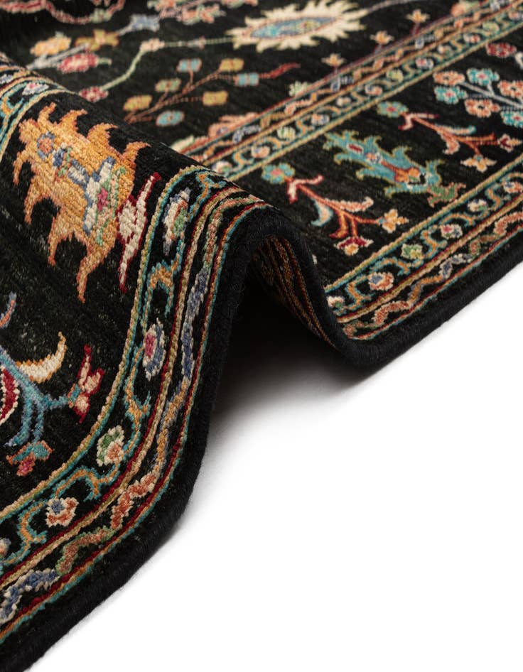 Detail image of  6' 11 x 9' 8 Ariana Ziegler Wool Rug