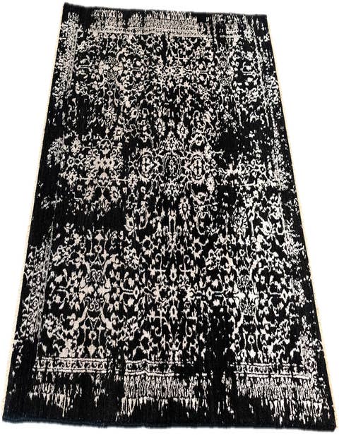 Detail image of  5' x 6' 9 Art Inspired Wool Rug