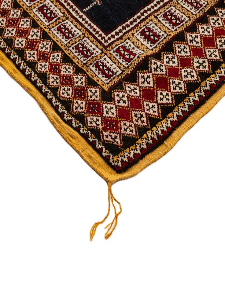 Detail image of  4' 11 x 8' 6 Berber Rug