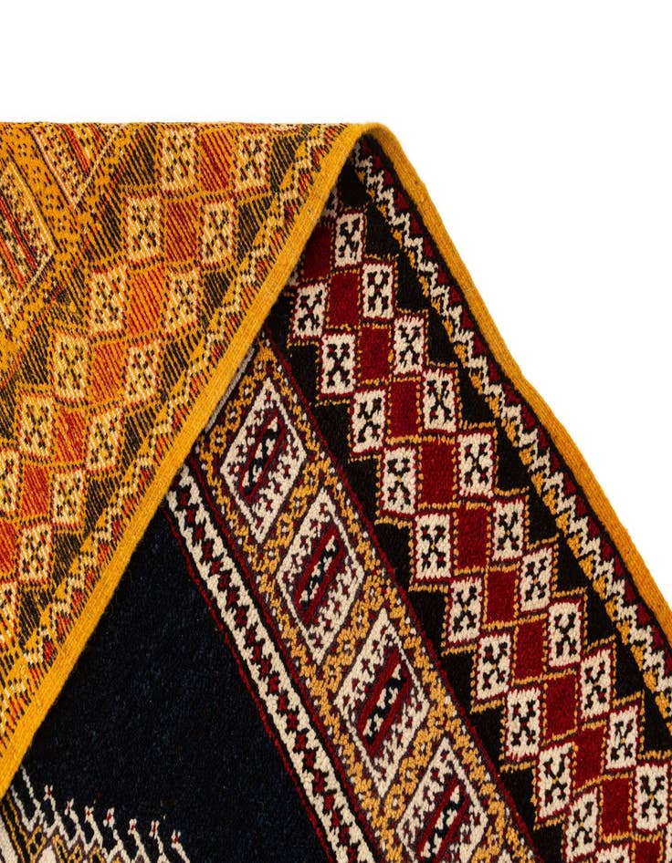 Detail image of  4' 11 x 8' 6 Berber Rug