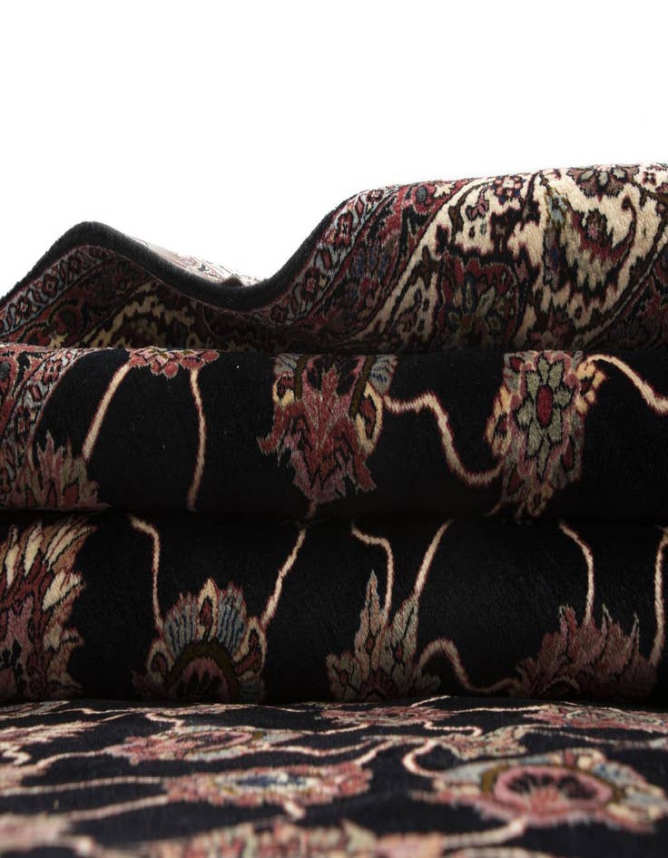 Detail image of  8' 4 x 10' 2 Bidjar fine Wool Rug