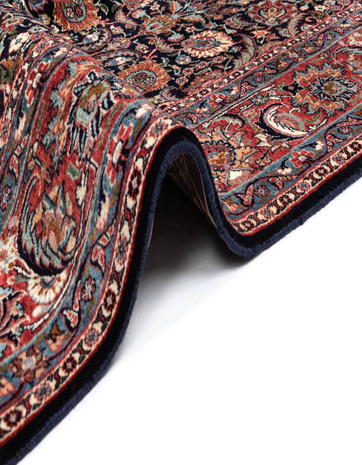 Detail image of  6' 9 x 9' 8 Bidjar Wool Rug