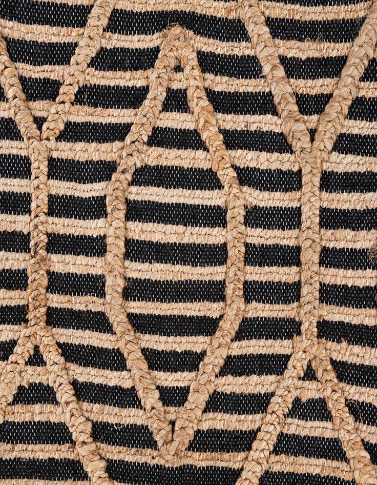Detail image of  5' x 7' 6  Hand Braided Jute Rug
