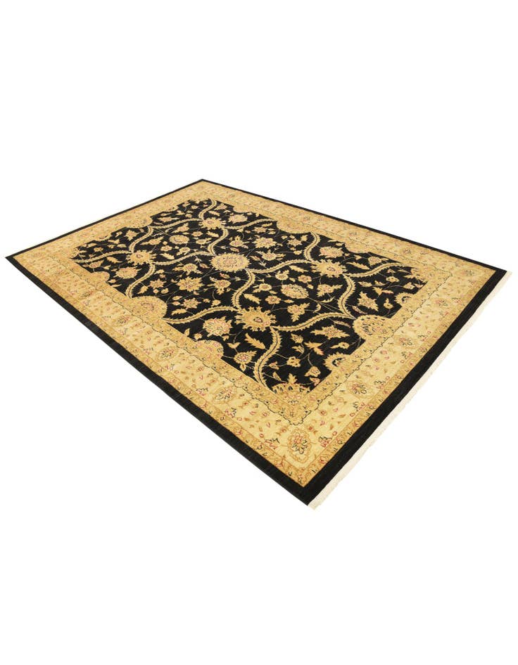 Detail image of  7' x 10' Chelsea Rug