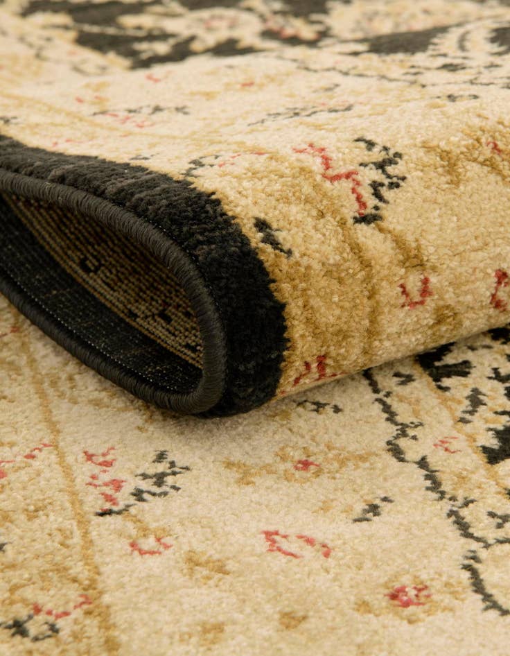 Detail image of  7' x 10' Chelsea Rug