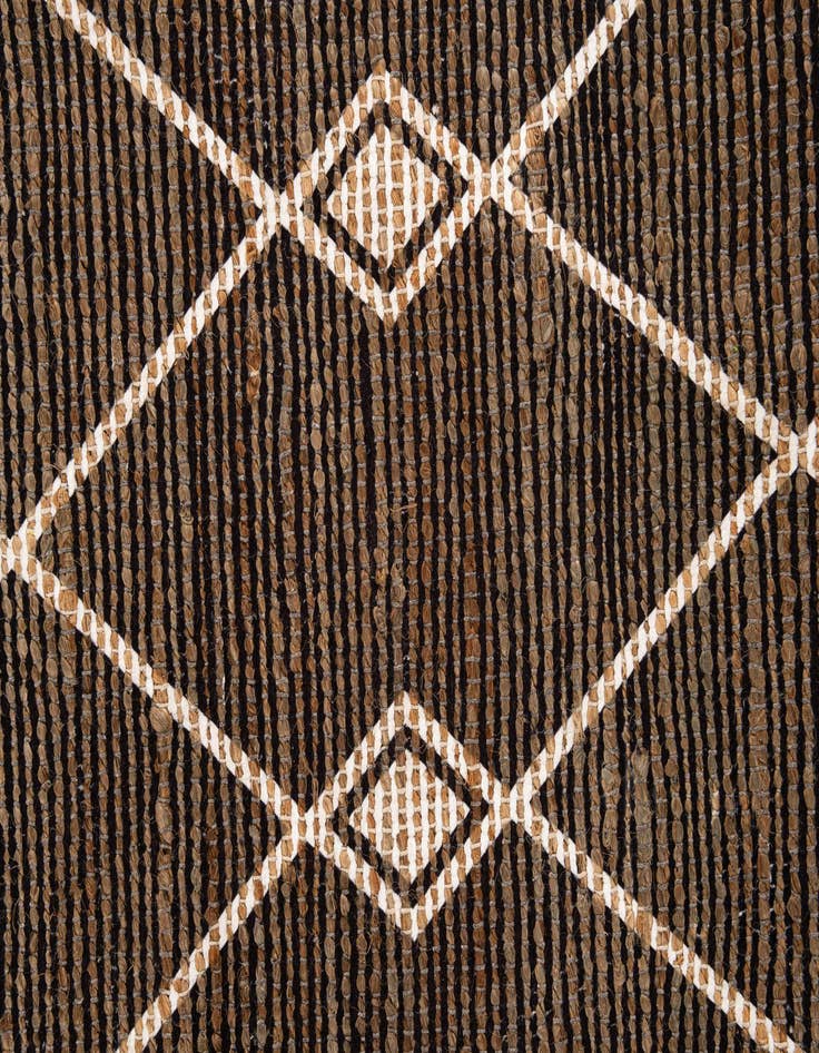 Detail image of  4' 2 x 6'  Hand Braided Chenille Jute Rug