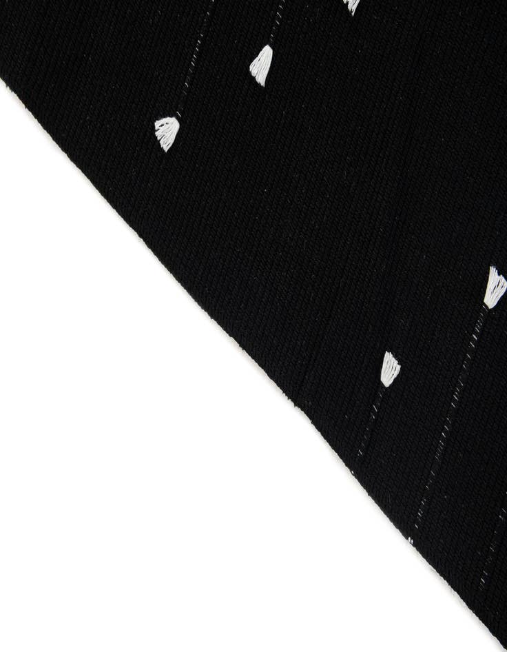 Detail image of  5' x 6' 10  Hand Woven Chindi Cotton Rug