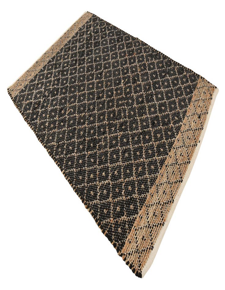 Detail image of  4' 1 x 6' 1  Hand Woven Chindi Trellis Rug