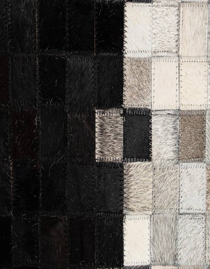 Detail image of  8' 1 x 9' 11 Cowhide - Patchwork Rug