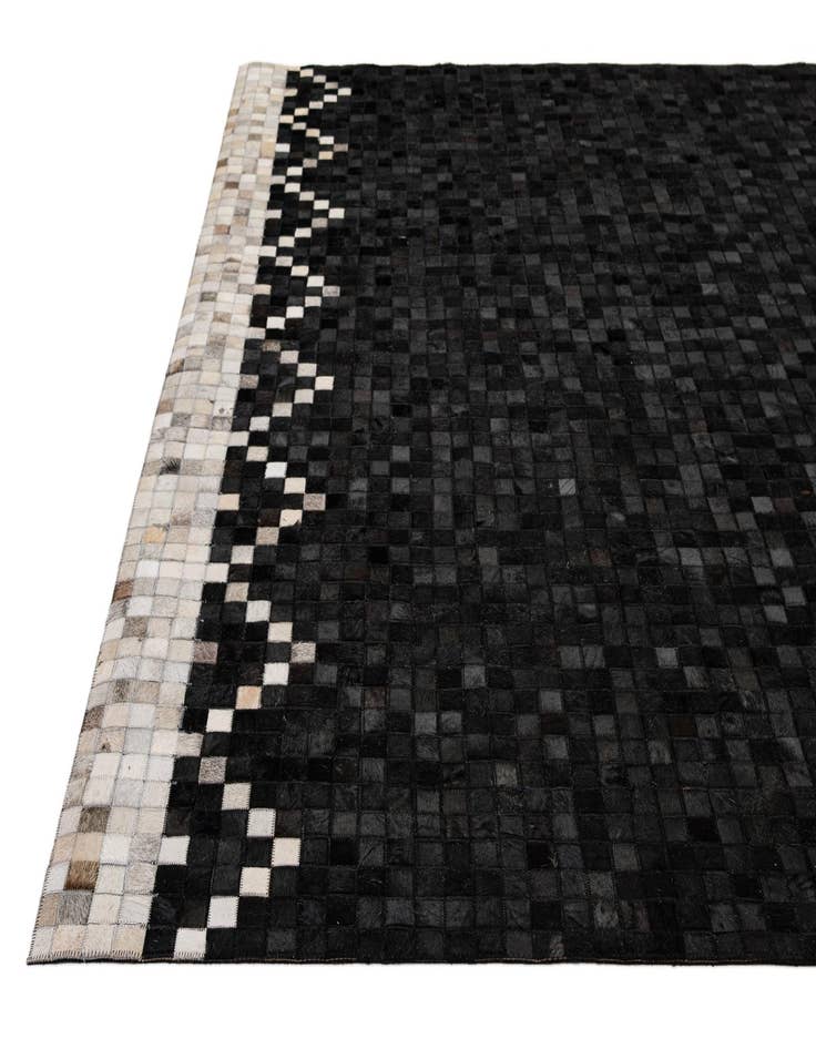 Detail image of  8' x 10' Cowhide - Patchwork Rug