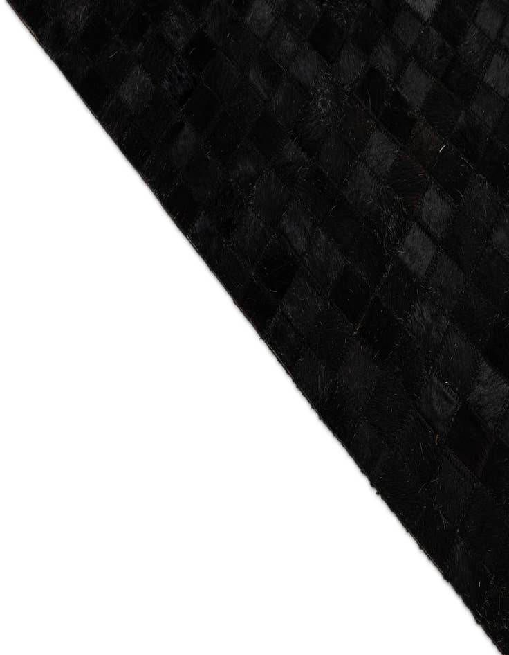 Detail image of  8' x 10' Cowhide - Patchwork Rug