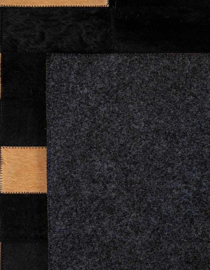 Detail image of  5' 1 x 8' Cowhide - Patchwork Rug