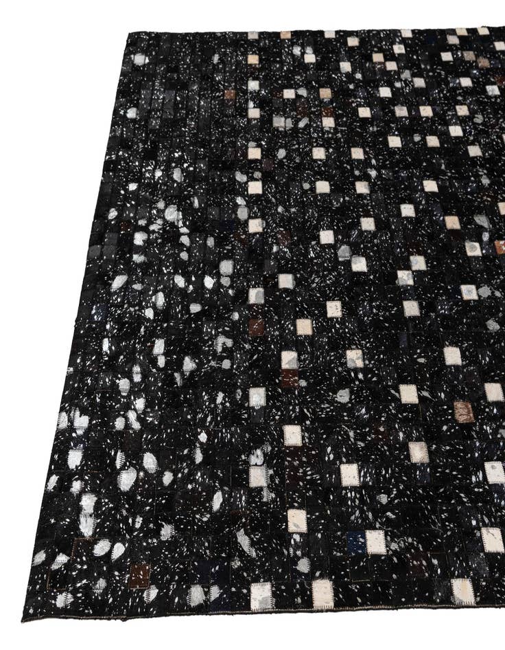 Detail image of  5' x 7' 11 Cowhide - Patchwork Rug