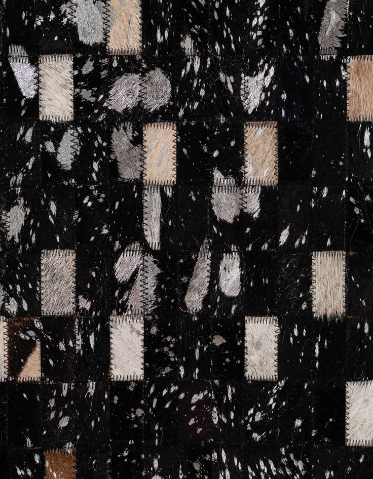 Detail image of  5' x 7' 11 Cowhide - Patchwork Rug