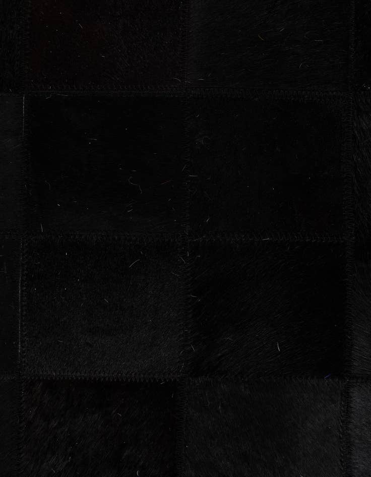 Detail image of  5' 2 x 8' Cowhide - Patchwork Rug