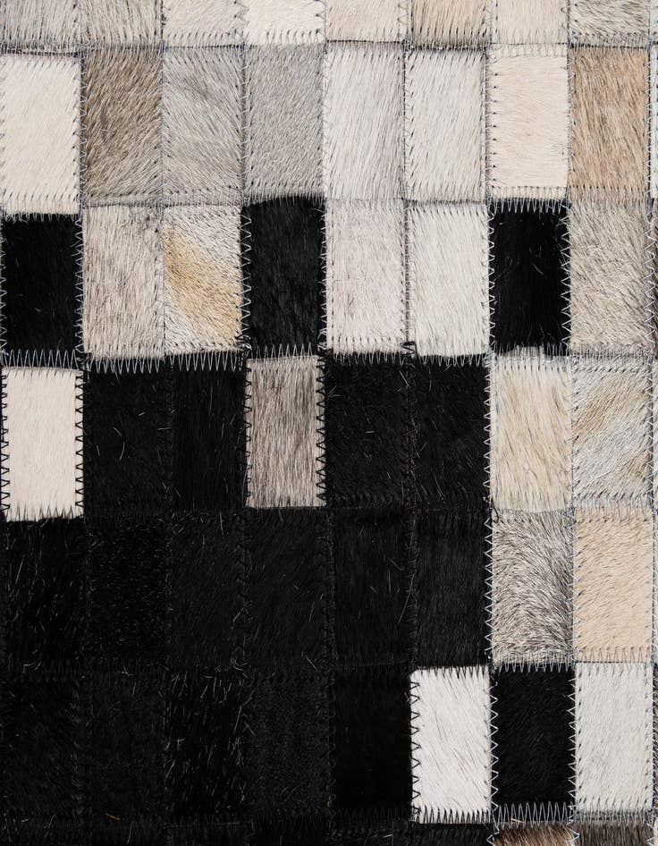 Detail image of  5' x 8' Cowhide - Patchwork Rug