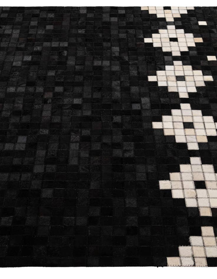 Detail image of  5' 2 x 8' Cowhide - Patchwork Rug