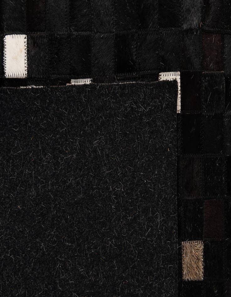 Detail image of  5' x 8' Cowhide - Patchwork Rug