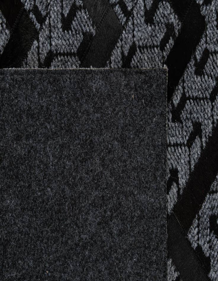 Detail image of  4' 11 x 7' 11 Cowhide - Patchwork Rug