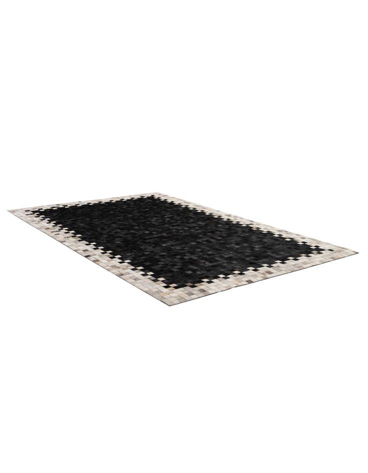 Detail image of  5' 1 x 8' Cowhide - Patchwork Rug