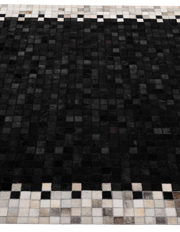 Detail image of  5' 2 x 8' Cowhide - Patchwork Rug