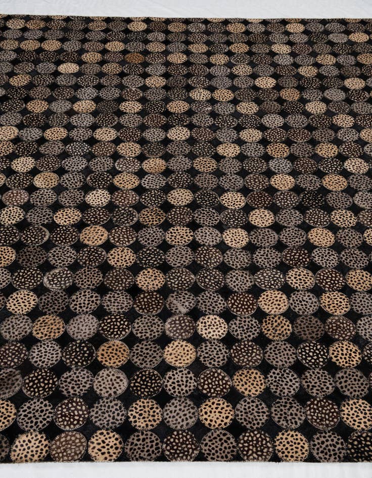 Detail image of  5' 1 x 8' Cowhide Leather Rug