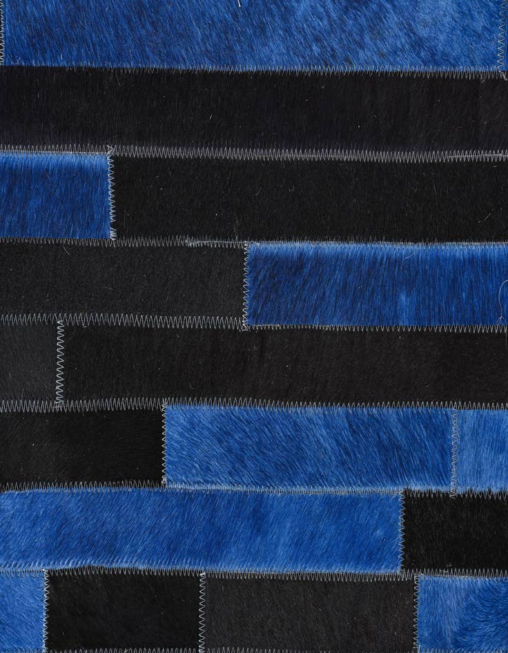 Detail image of 5' x 8' 1 Cowhide Rug