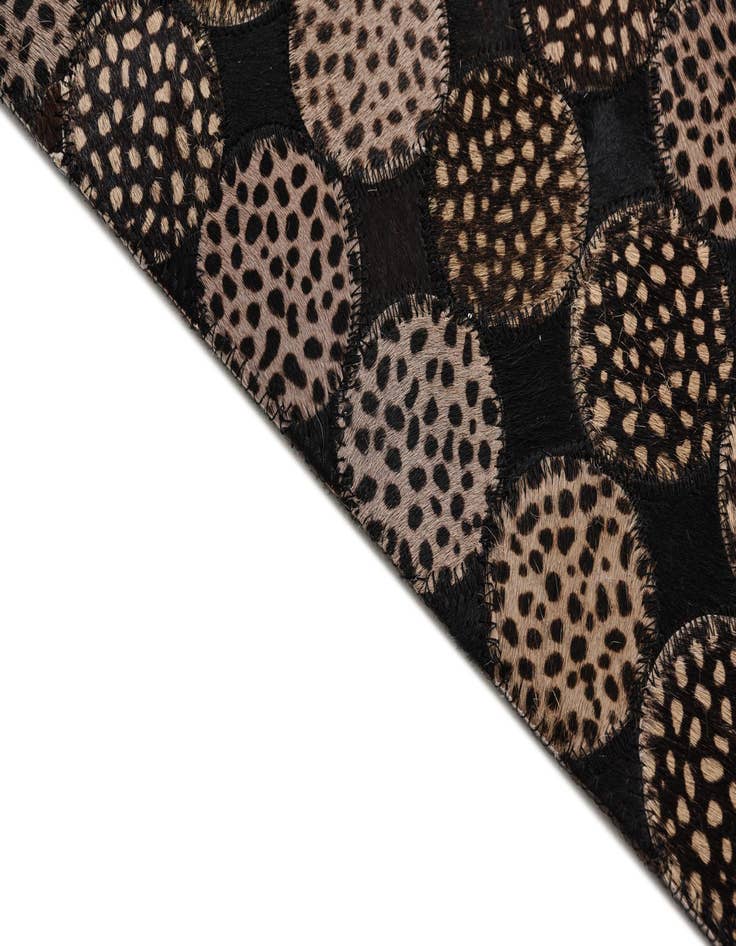 Detail image of  4' 8 x 6' 8 Cowhide Rug