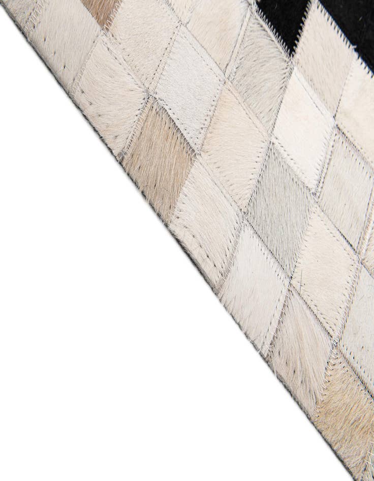 Detail image of  8' 1 x 10' Cowhide Stocks Rug