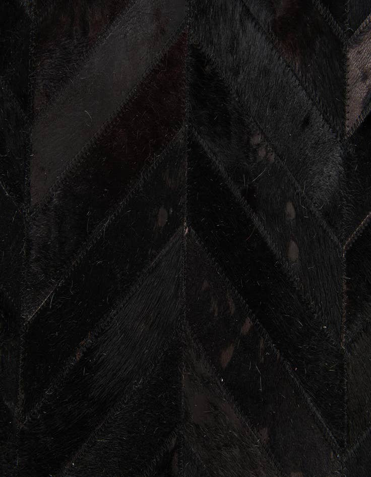 Detail image of  6' x 9' Cowhide Stocks Rug