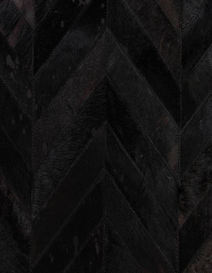 Detail image of  6' x 9' Cowhide Stocks Rug