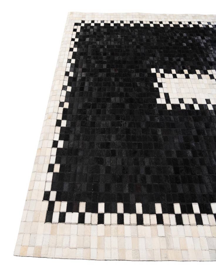 Detail image of  5' 2 x 7' 11 Cowhide Stocks Rug