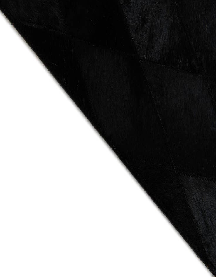 Detail image of  4' 7 x 6' 6 Cowhide Stocks Rug