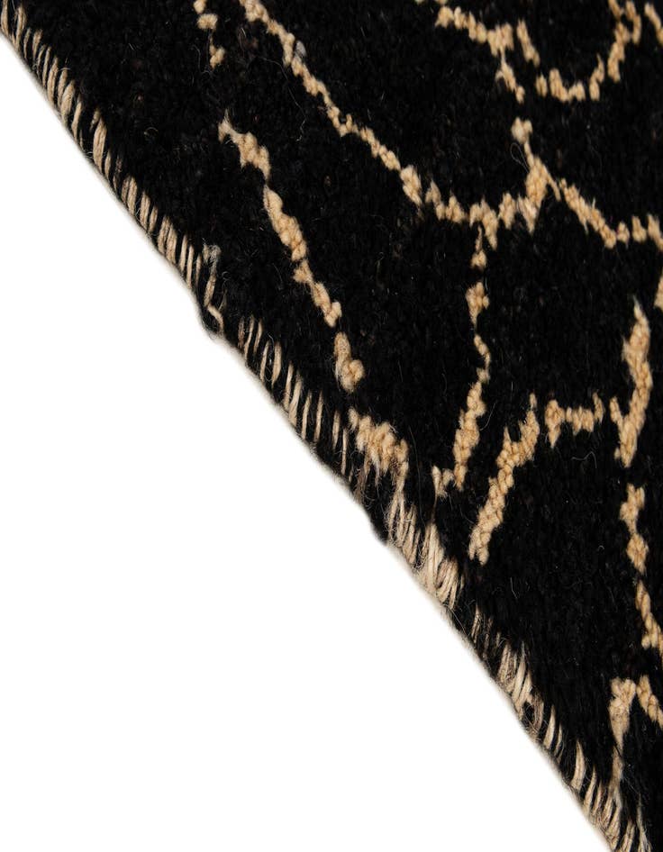 Detail image of  5' 8 x 8' 1  Hand Knotted Darya Wool Rug