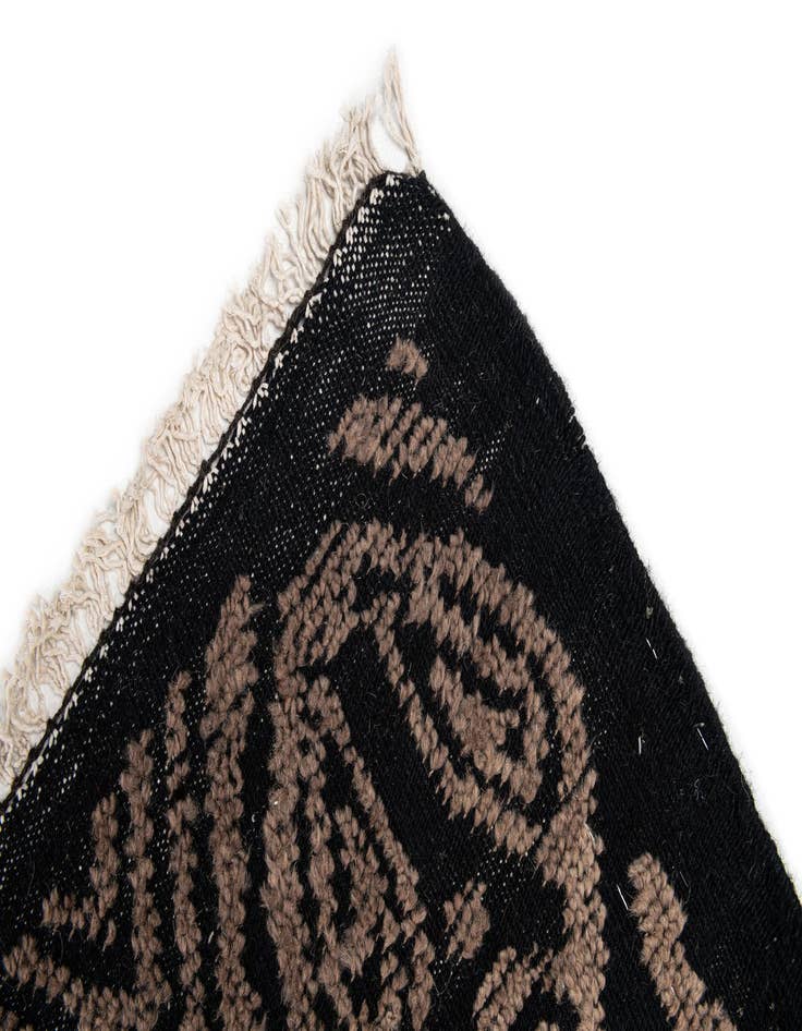 Detail image of  8' 2 x 10' 6  Hand Knotted Darya Wool Rug