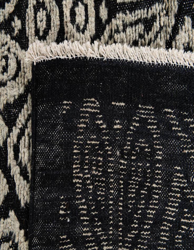 Detail image of  8' 10 x 10' 6  Hand Knotted Darya Wool Rug