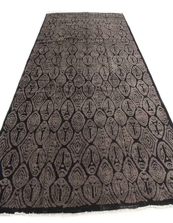 Detail image of  9' 6 x 13' 6  Hand Knotted Darya Wool Rug