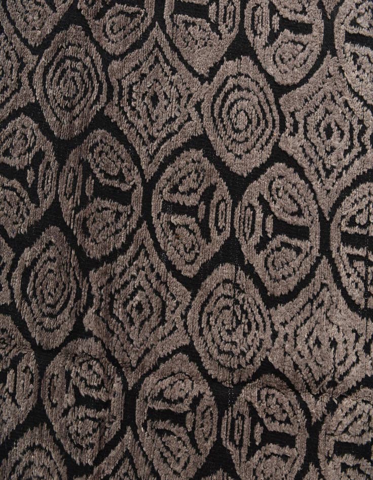 Detail image of  9' 6 x 13' 6  Hand Knotted Darya Wool Rug