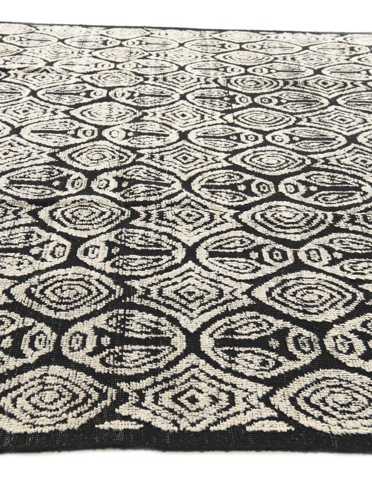 Detail image of  9' 4 x 12' 1  Hand Knotted Darya Wool Rug