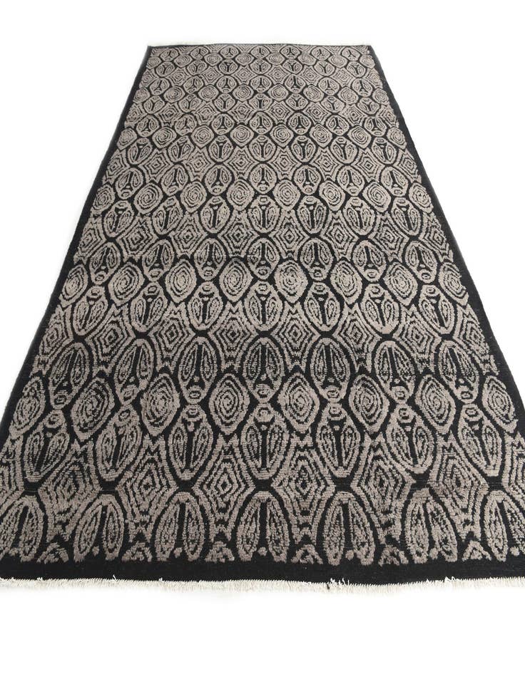 Detail image of  9' 1 x 12' 4  Hand Knotted Darya Wool Rug